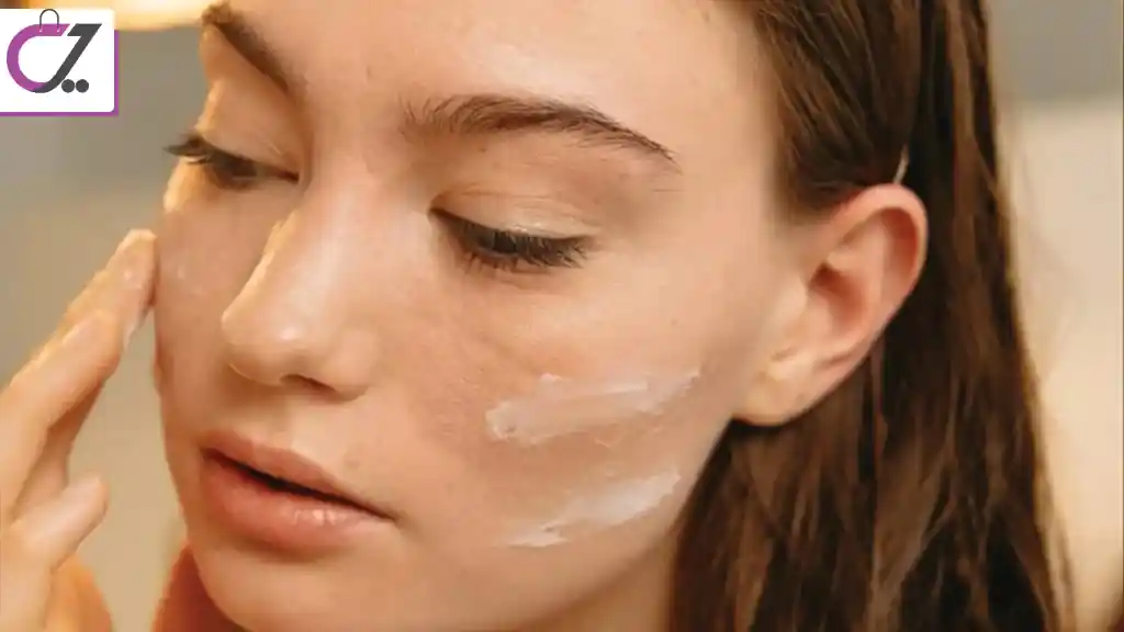 آیا سیسی کرم باعث ایجاد جوش میشود؟