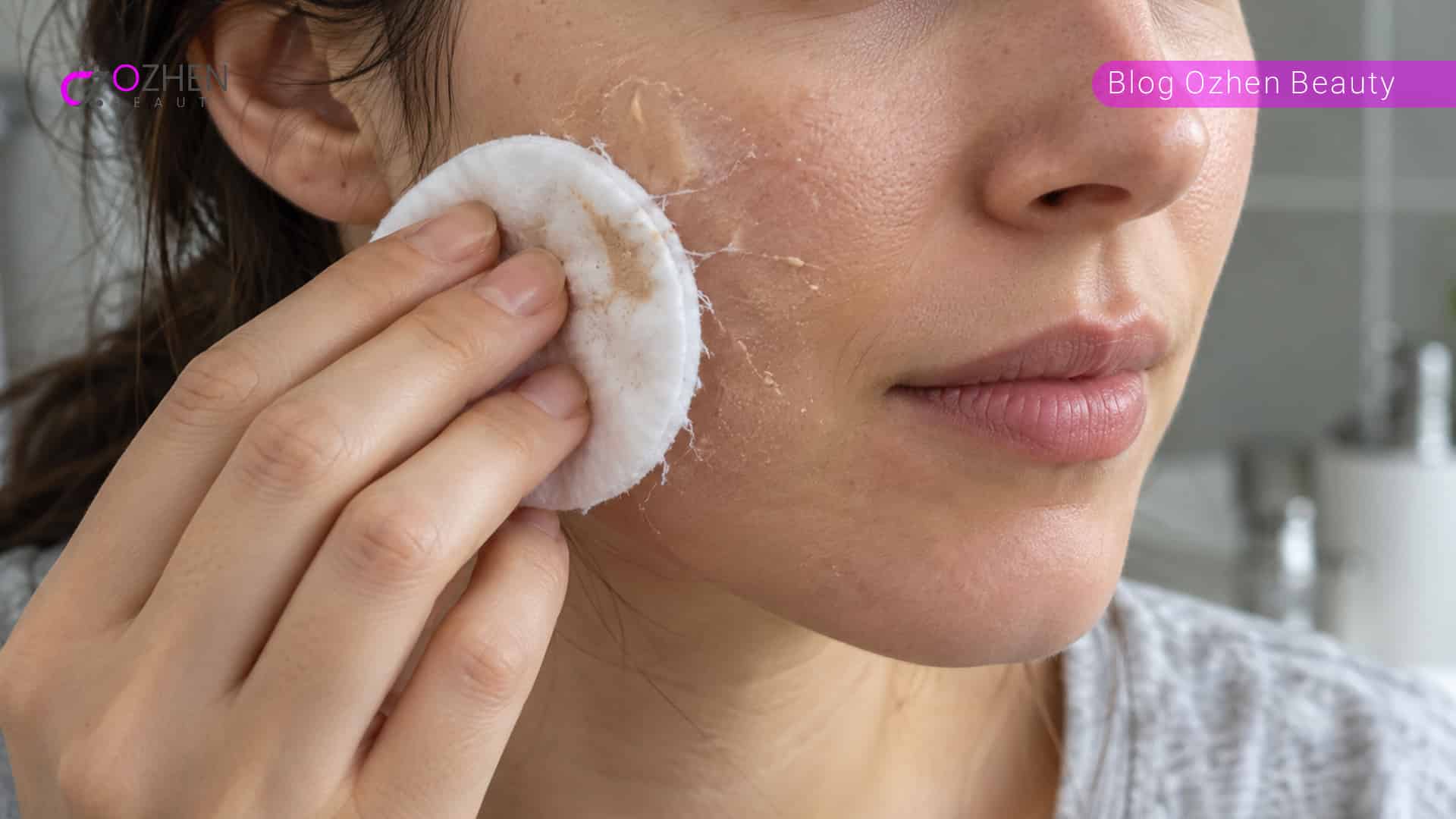 چرا پد پنبهای هنگام پاک کردن آرایش پرز میدهد؟